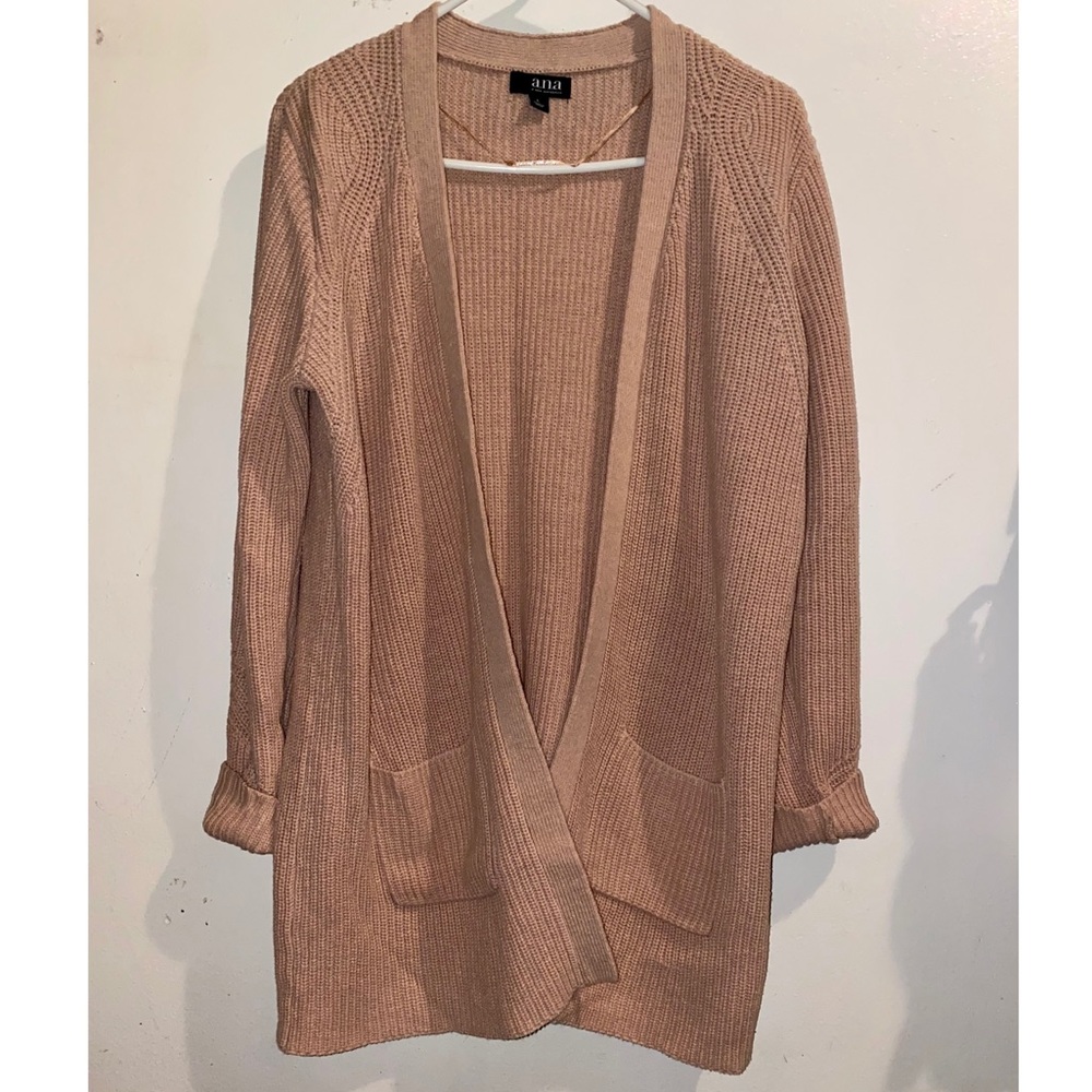 Cardigan - Picture 2 of 5